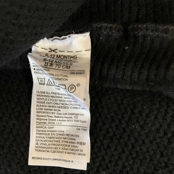 2 Baby Gap Sweaters - Picture 9 of 9